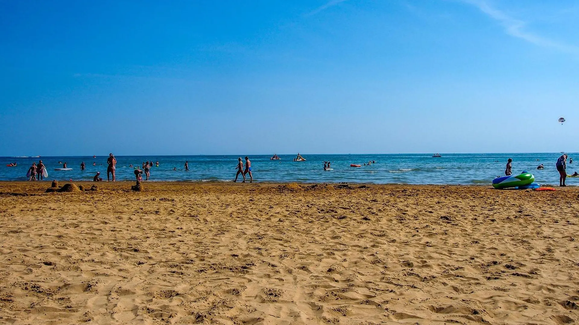 Apartment Wonderful Holiday House With Terrace Duna Verde